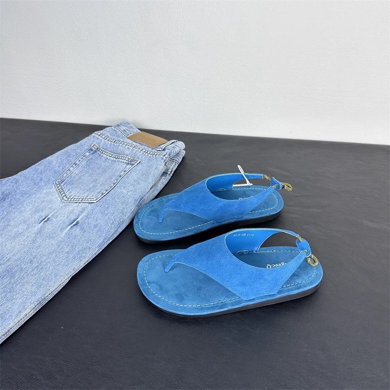 Koreaanse minimalistische suèd - Thong Flat Sandal recensie en prijs